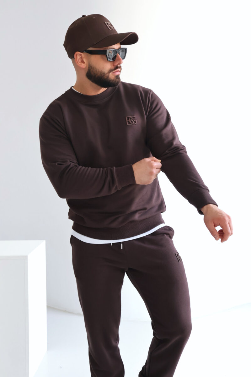 Bluza męska bez kaptura z haftowanym logo BG BASIC – gorzka czekolada