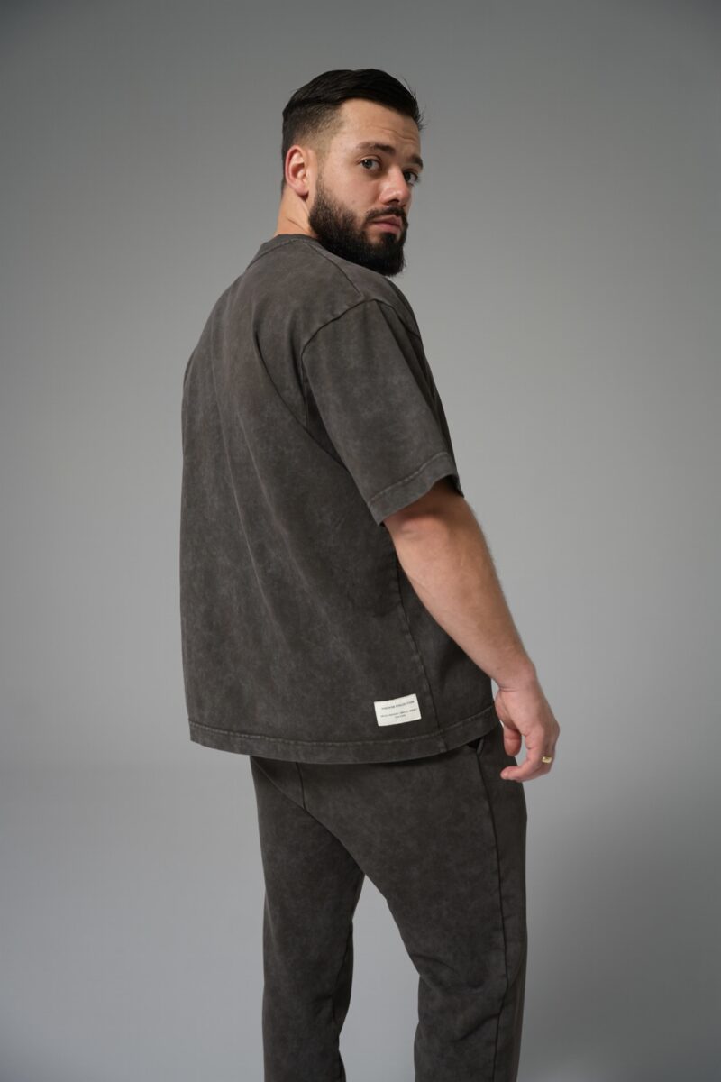 T-shirt męski oversize boxy fit z efektem sprania BG REBEL – gorzka czekolada