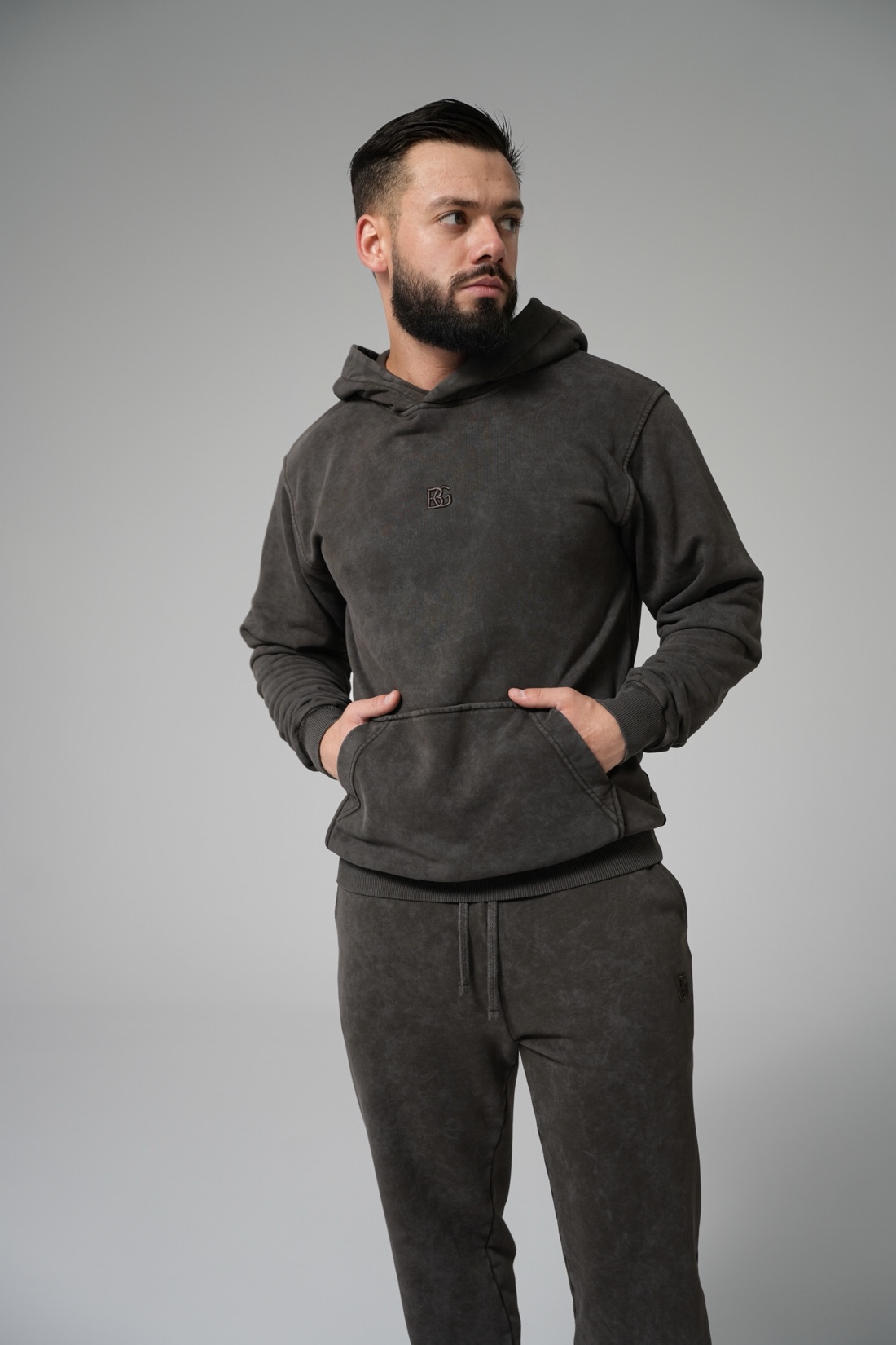Bluza męska z kapturem z efektem sprania BG HUNTER – gorzka czekolada